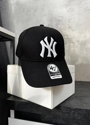 Бейсболка new york yankees с фиксатором черно-белая кепка-тракер летняя нью йорк янкис1 фото