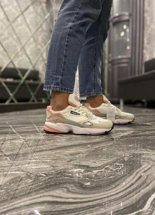 Adidas falcon white peach 🆕 женские кроссовки адидас 🆕 белые/персиковые7 фото