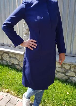 Класичне пальто темно-синє