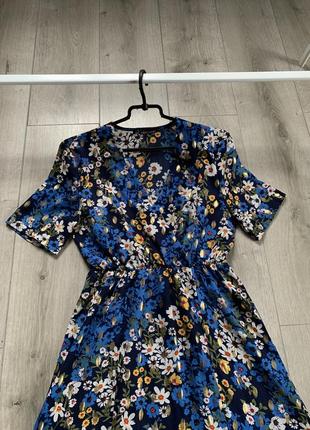 Роскошное платье макси размер s m в цветы синего цвета летнее2 фото