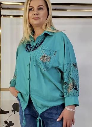 Стильная женская блуза с гипюровой вставкой.1 фото