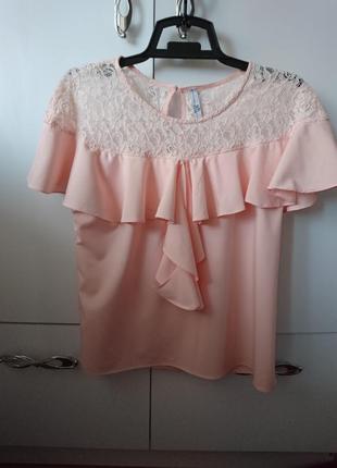 Блуза ніжно рожевого кольору р. 48 ціна 350грн