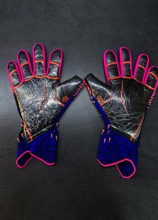 Рукавички футбольні adidas goalkeeper gloves predator воротарські рукавички адідас предатор рукавички дитячі adidas рожеві6 фото