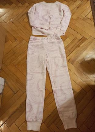Новий костюм gap xxl дитячий