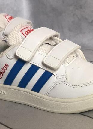 Кросівки дитячі  adidas  оригінал  24 розмір3 фото