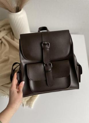 Коричневий жіночий рюкзак портфель середнього розміру