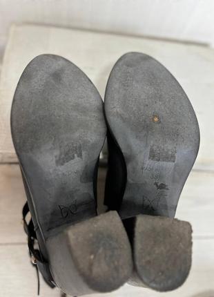 Кожаные ботинки с заклепками3 фото