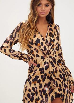 Атласное мини платье леопардовый пнинт.1 фото