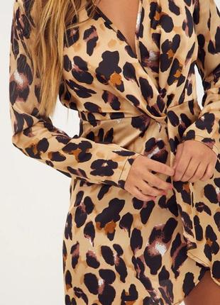 Атласное мини платье леопардовый пнинт.3 фото