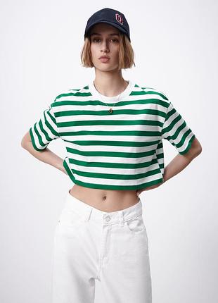 Укорочена футболка у зелену смужку zara