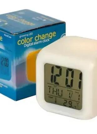 Часы хамелеон cx 508 с термометром будильником и подсветкой5 фото