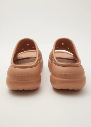 Крокс класік краш шльопанці платформа коричневі crocs classic crush platform slide cork7 фото