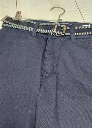 Нарядные брюки для парня с поясом5 фото