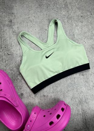 Спортивний топ nike