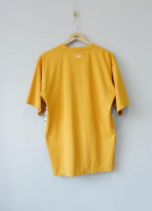Adidas футболка мужская желтая с лампасами вышитым логотипом nike puma пума найк адидас center logo 48 50 reebok2 фото