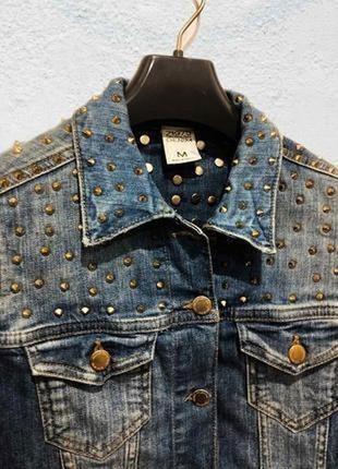 Стильный трендовый пиджак куртка с шипами модного испанского бренда zara3 фото