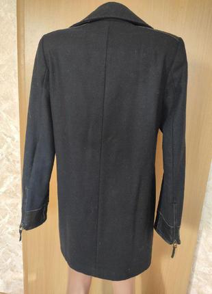 Темно - синее черное шерстяное пальто с кожаными вставками mango удлиненная косуха8 фото