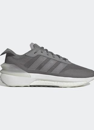 Кросівки adidas avryn 44 hp5967