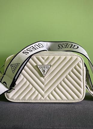 Жіноча сумка guess