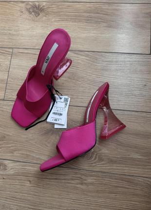 Новые босоножки zara