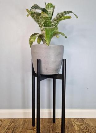 Комплект підставок 2 шт. для вазонів,квітів з дерева wooddecor чорного кольору висока і низька3 фото