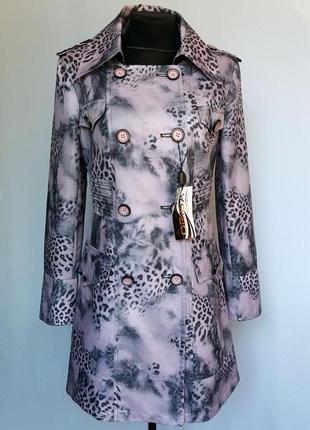 Суперцена. стильный плащ лео. новый, р-ры 40-46