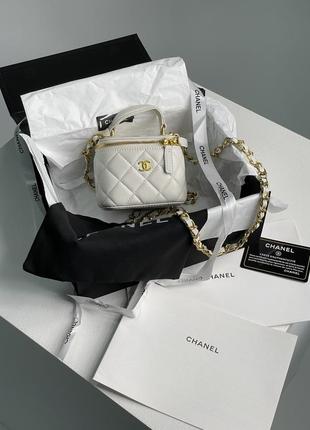 Женская сумка в стиле chanel classic beige lambskin pearl crush mini vanity case premium.2 фото