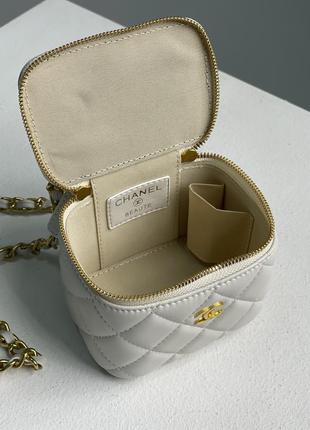 Женская сумка в стиле chanel classic beige lambskin pearl crush mini vanity case premium.6 фото