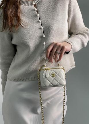 Женская сумка в стиле chanel classic beige lambskin pearl crush mini vanity case premium.10 фото