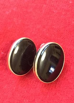 Сдержанные и красивые серьги на закрутках винтаж