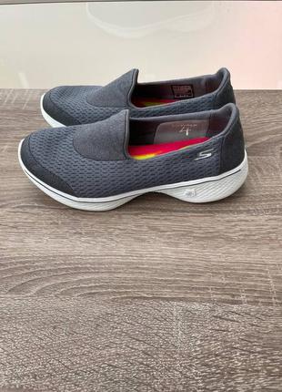 Слипоны женские skechers