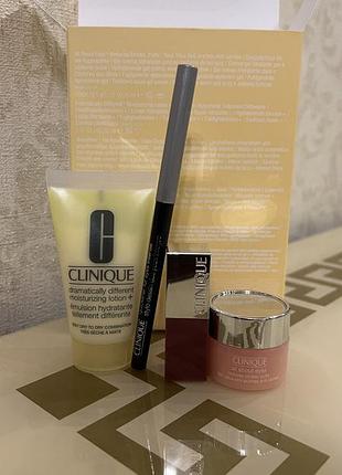 Подарочный набор «clinique»