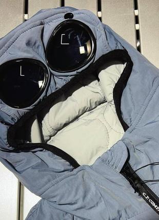 Престижная куртка cp company с линзами на капюшоне мужская весна осень утепленная черная6 фото