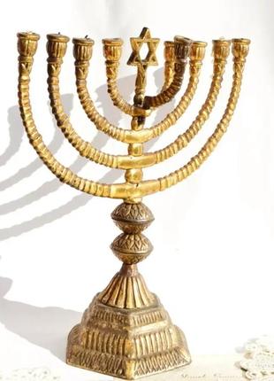 Єврейський свічник - "мінора"!
ханукія!
 імовірно, середина хх століття! іудаїка.  менора. бронза.2 фото
