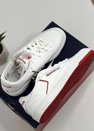 Кросівки reebok classic qlb розмір 40,5 білі з червоною підошвою5 фото