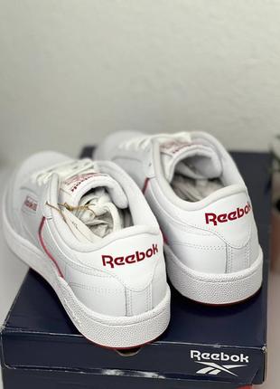 Кросівки reebok classic qlb розмір 40,5 білі з червоною підошвою9 фото