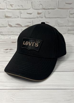 Бейсболка чорна в стилі levi's