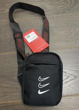 Сумка nike big swoosh мессенджер1 фото