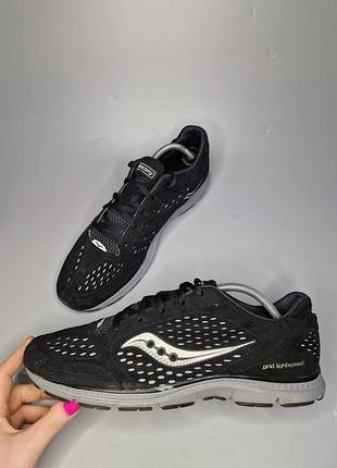 Кросівки saucony