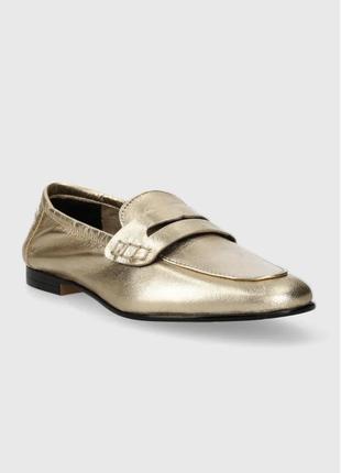 Кожаные мокасины tommy hilfiger essential golden loafer женские цвет золотой на плоском ходу fw0fw05 фото