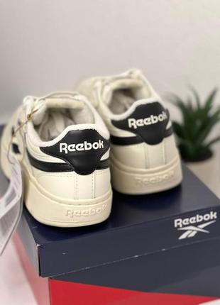 Шкіряні жіночі кросівки reebok club c 37 розмір оригінал7 фото