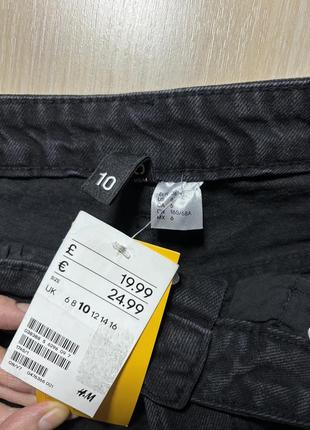 Короткие черные джинсовые шорты с высокой посадкой6 фото