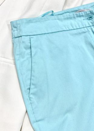 Хлопковые укороченные классические брюки george цвета морской волны5 фото