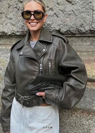 Самая стильная женская куртка косуха под винтаж, отличное качество эко кожа, ограниченное количество1 фото