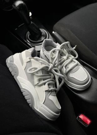 Кросівки біло - сірі на платформі