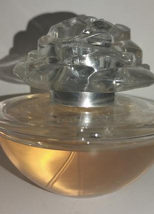 Avon in  bloom by reese witherspoon