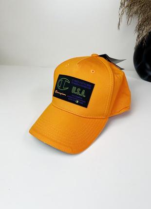 Яскрава помаранчева бейсболка champion snapback cap