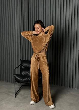 Трендовый женский велюровый костюм в рубчик стильный комплект кофта свитшот и широкие брюки палаццо оверсайз комплект