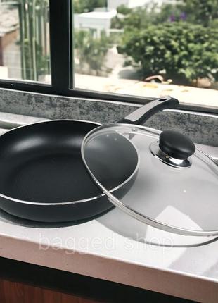 Сковорода универсальная с антипригарным покрытием и стеклянной крышкой maestro mr-1203-22