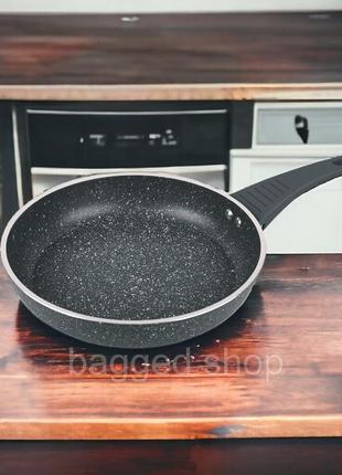 Сковорода висока універсальна з антипригарним покриттям granite maestro mr-1214-24 (ø 24 см)